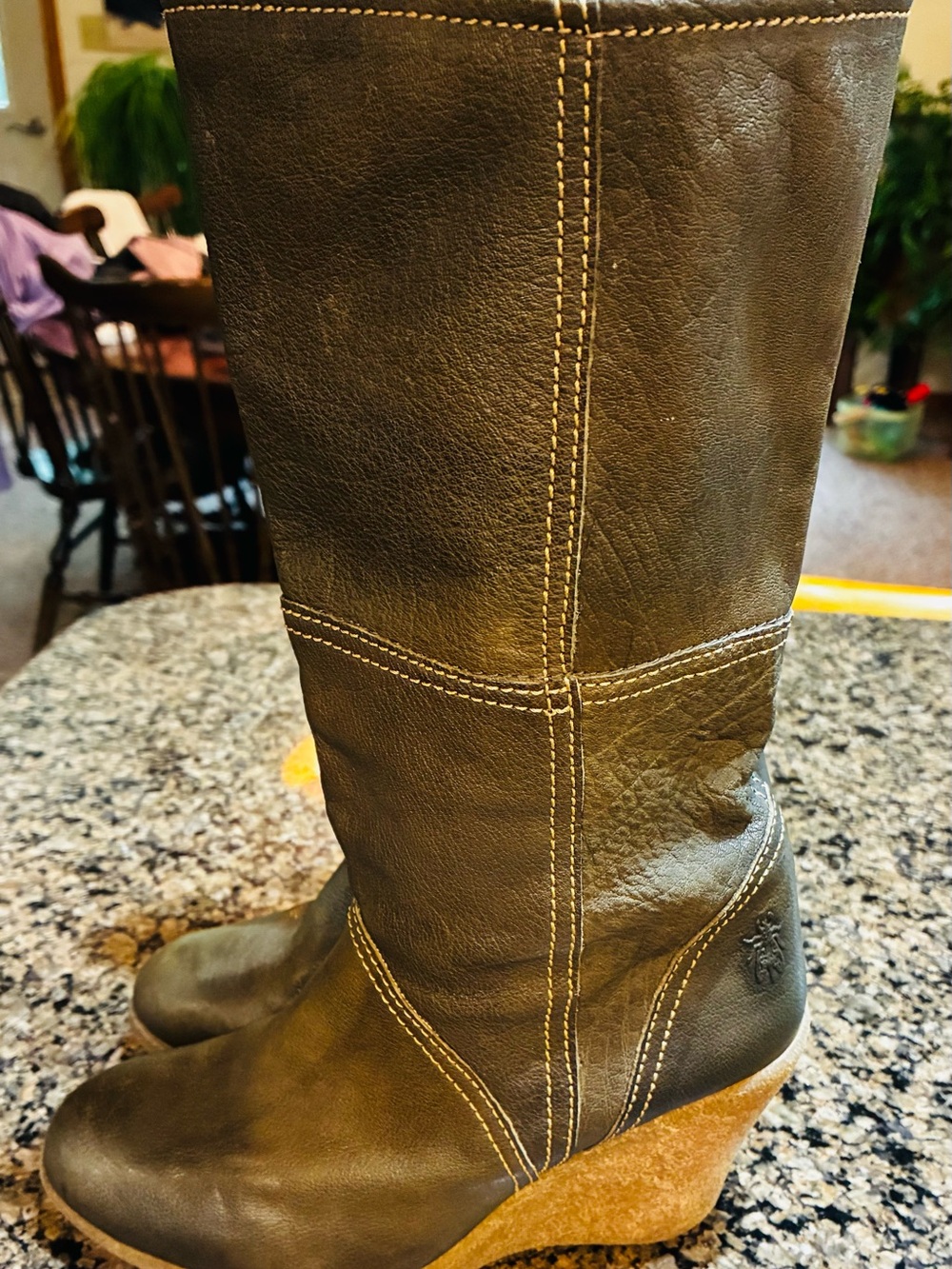 Classic Tall Leather Women's Boots - Olive Green - Picture 4 of 5
